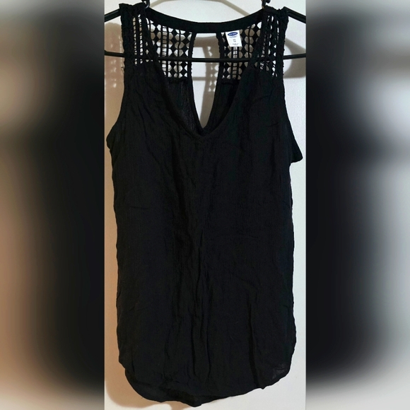 Old Navy Tops - Old Navy Sleeveless Blouse